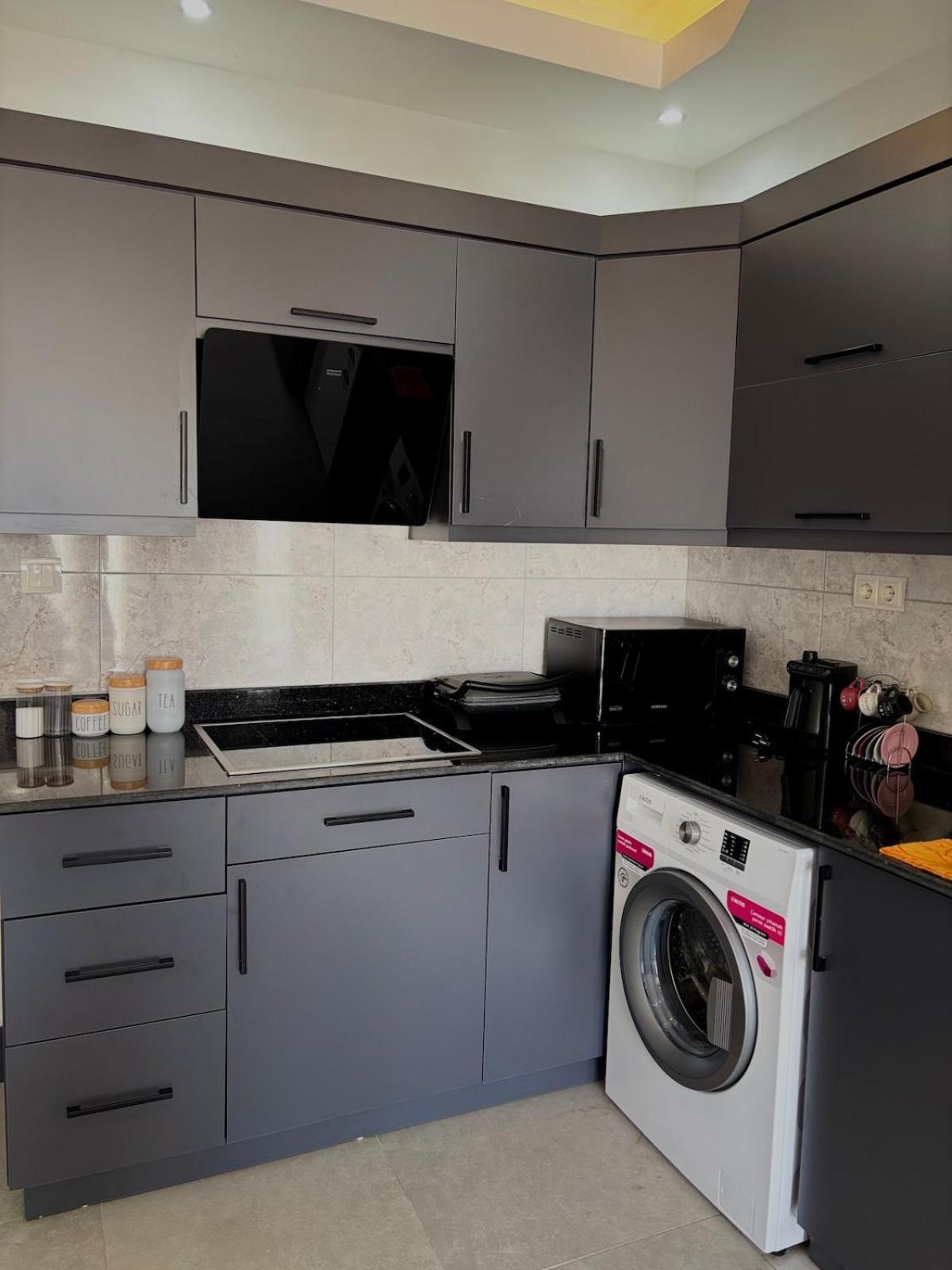 With Jacuzzi And Pool 10 Minutes From The Deadsea Daire
